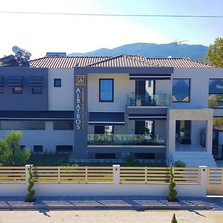 Albatros Luxury Suites Неа-Врасна Екстер'єр фото