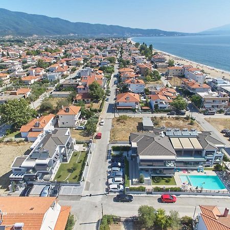Albatros Luxury Suites Неа-Врасна Екстер'єр фото